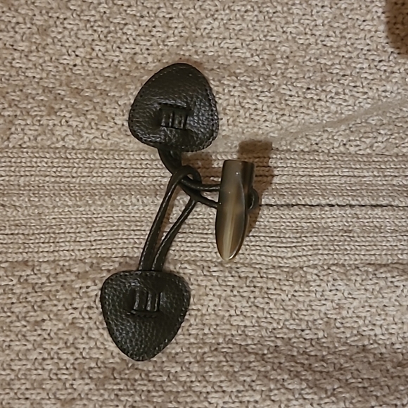 Oatmeal knit zip and button up sweater with hood from Banana Republic. Size smal - Picture 2 of 5